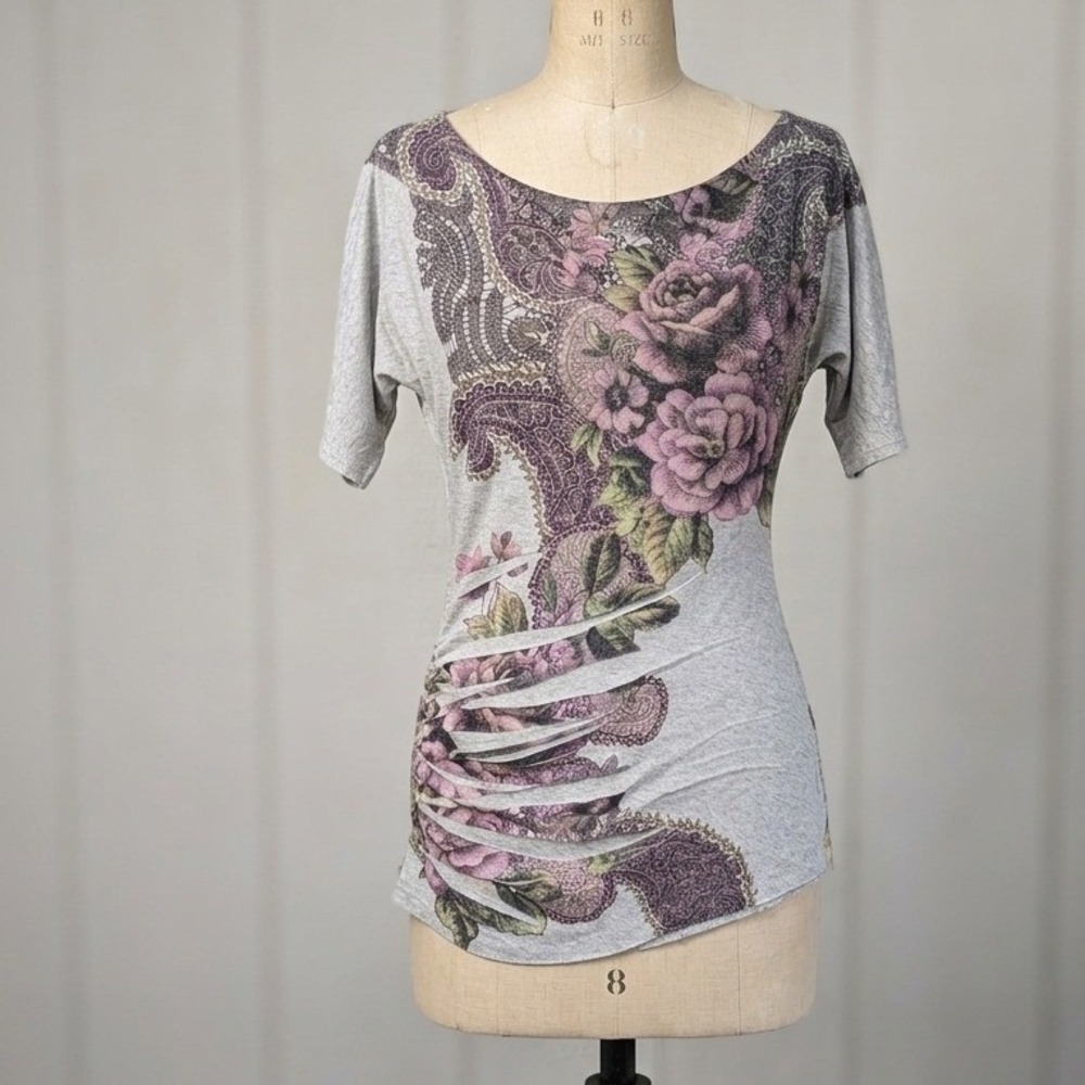 Vintage Y2K Wet Seal Gray Floral Paisley Graphic Asymmetrical Top Fairy Grunge